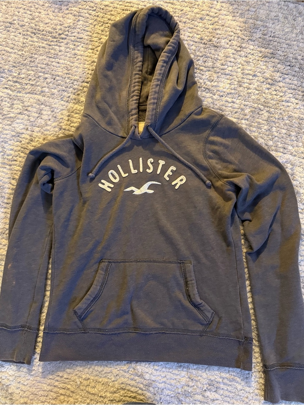Hollister Women’s Grey Hoodie